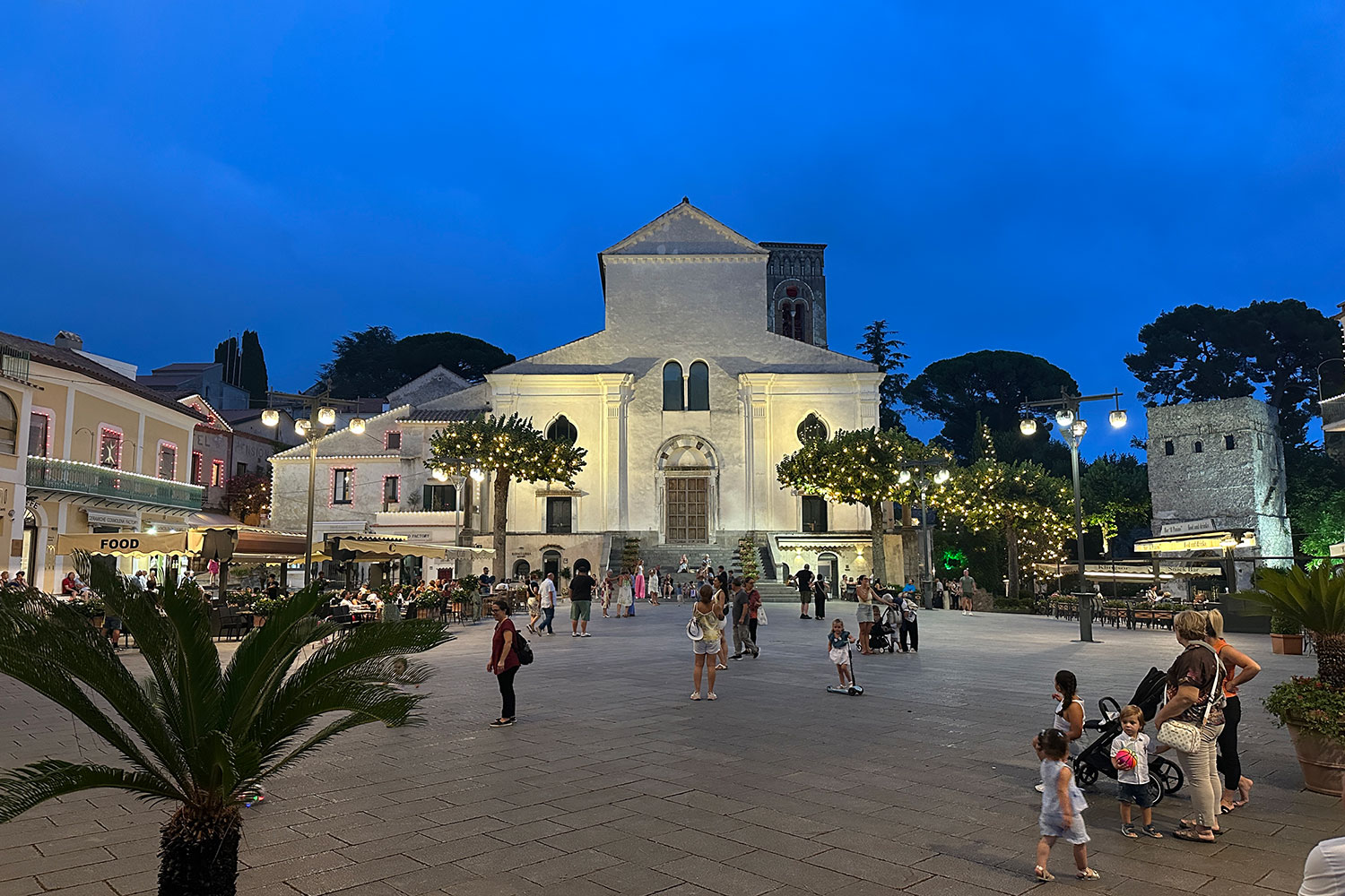 Piazza Duomo in Ravello illuminated in the evening.